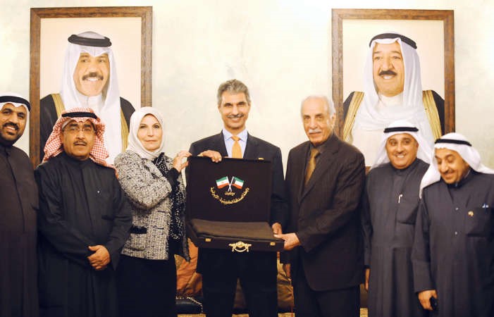 جانب من مادبة العشاء التي اقامها سفيرنا لدى الجمهورية الايرانية مجدي الظفيري على شرف وفد رابطة الصداقة الكويتيةالايرانية ونظيرتها الايرانية