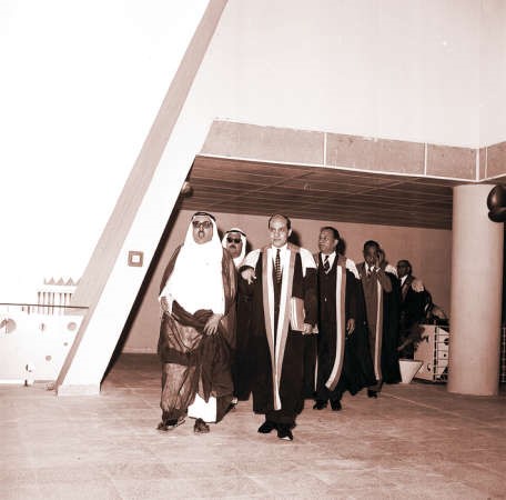 بدء الدراسة بالجامعة 15-10-1966﻿