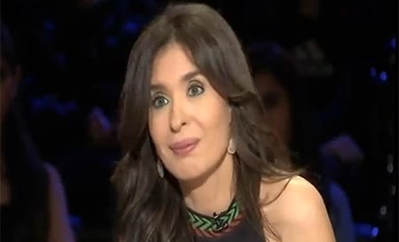 بالفيديو.. دينا تعترف: أحمد زكي سبب اعتزالي القبلات في الأفلام.. ده فتحلي شفتي وورمها ونزلّي دم 