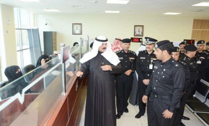 الشيخ محمد الخالد يتابع كونترات المعاملات ﻿