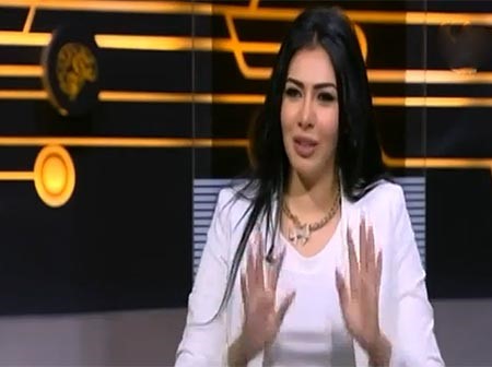 بالفيديو.. ممثلة مصرية تسخر من هيفا واليسا وتقلدهما ببرنامج تلفزيوني