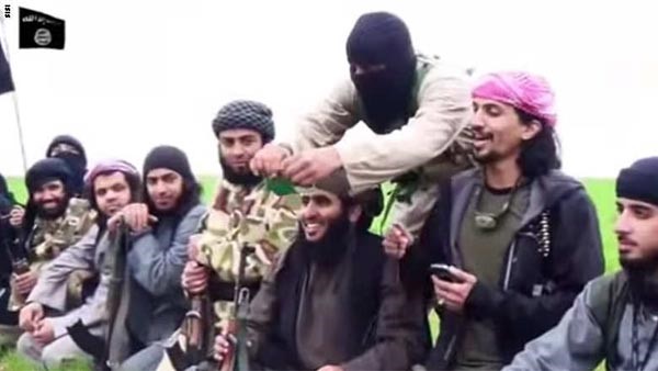 تقرير سعودي: قادة داعش يذلون الخليجيين والسيطرة للسوريين والعراقيين