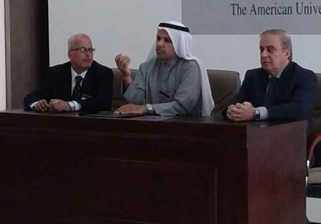 دبدر الانصاري متحدثا في اللقاء التعريفي