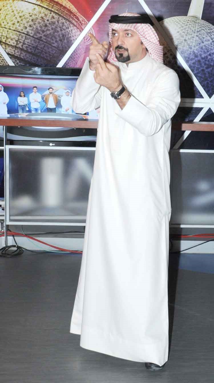 مذيع الاخبار ومراقب المذيعين في الوطن هاني الوزان