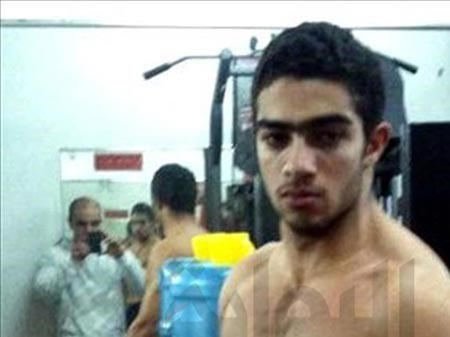 بالفيديو.. مقتل فتى داعش "الرِوش" والمدلل.. صاحب مهمة تمرين "الدواعش" في "الجيم"