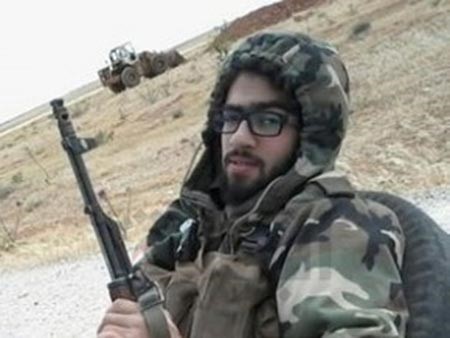 بالفيديو.. مقتل فتى داعش "الرِوش" والمدلل.. صاحب مهمة تمرين "الدواعش" في "الجيم"