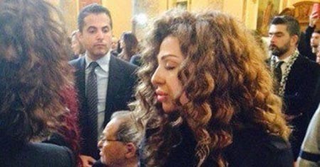 بالصور.. شاهد إطلالات الفنانات في جنازة صباح.. ميريام فارس منهارة.. ولبلبة ونيللي وبوسي مبتسمات