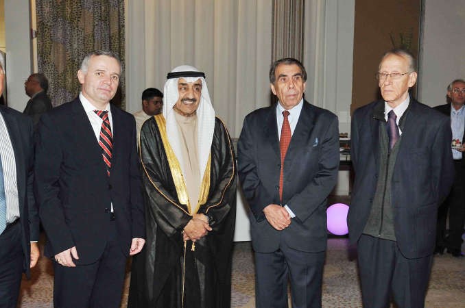 جاسم الخرافي والسفير الالباني كويتيم مورينا وياسين رواشدة خلال الاحتفال				اسامة ابوعطية ﻿