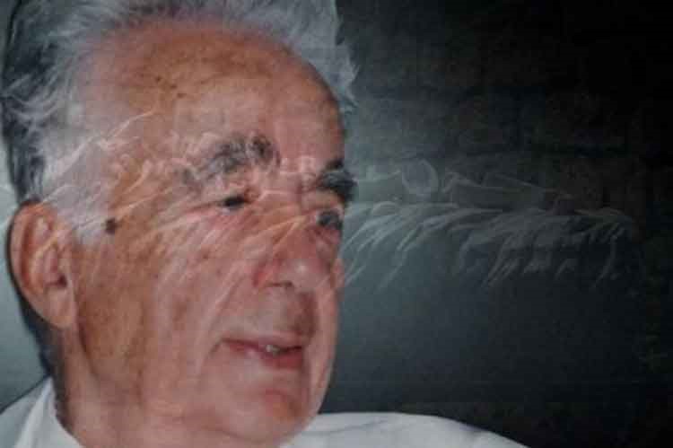 بالصور.. نعشُ سعيد عقل تحفة فنية من أرز لبنان وصخره 