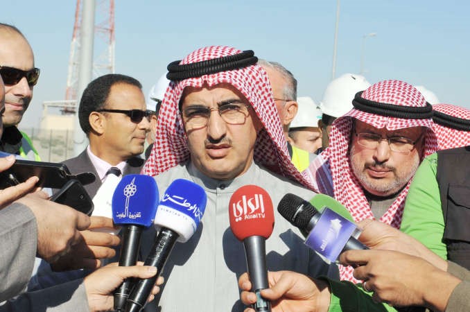م الابراهيم متحدثا الى الصحافيين	قاسم باشا﻿