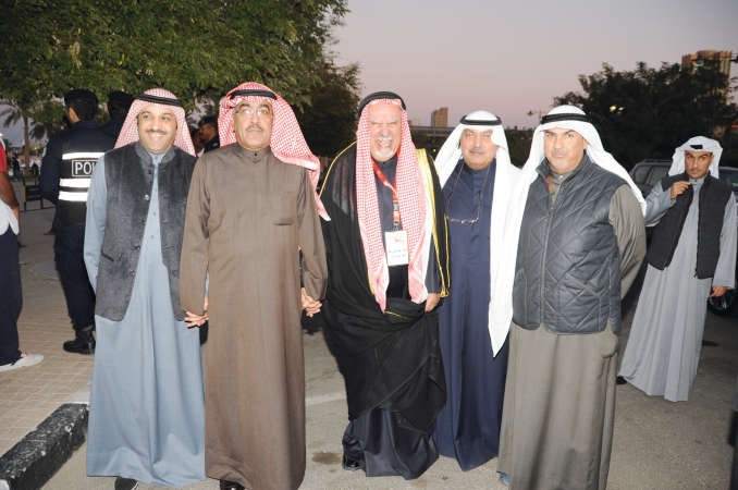 الزميل عدنان الراشد وفيصل الغانم وانور الياسين وحسن الصايغ ويوسف الشمري﻿