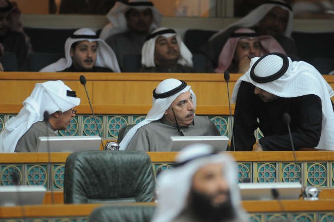 الشيخ محمد العبدالله وفيصل الشايع ومعادل الخرافي﻿