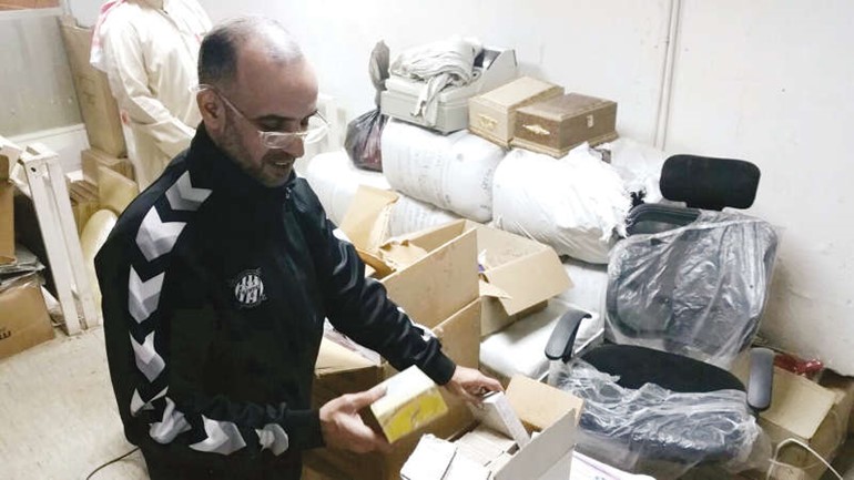 فحص ظاهري للمواد الغذائية 