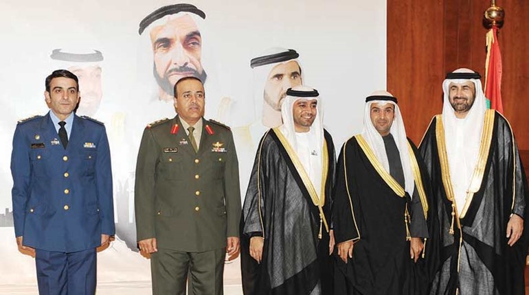 دبدر الحجرف مهنئا﻿