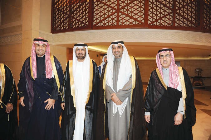 م عبدالعزيز الابراهيم والشيخ محمد العبدالله وانس الصالح يباركون﻿
