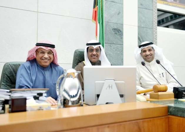 د عودة الرويعي ومبارك الخرينج والشيخ خالد الجراح﻿