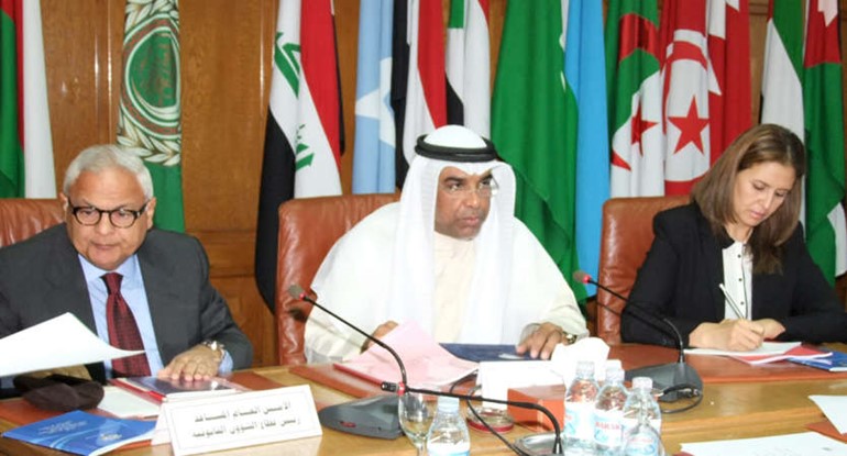 المستشار عبدالرحمن نمش النمش خلال ترؤسه اعمال مؤتمر الدول الاطراف في الاتفاقية العربية لمكافحة الفساد ﻿