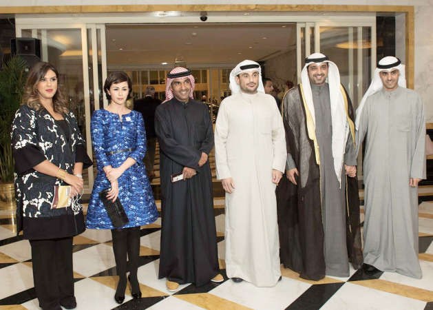 عمر الغانم يستقبل الشيخ محمد العبدالله والشيخة الزين الصباح ﻿