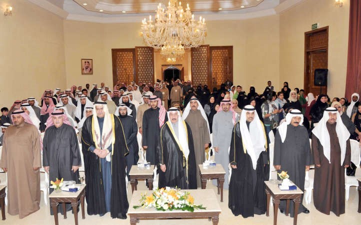 فهد الامير ومشعل العيار وعدد من قيادات الجهراء خلال الحفل﻿