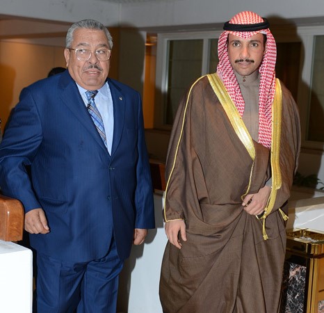 الغانم والروابدة في جولة بالمجلس