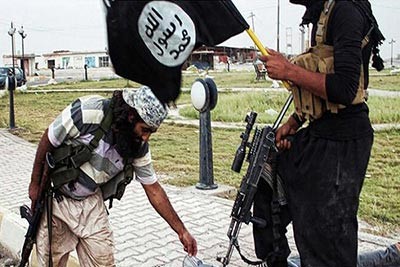 ولع أحد مقاتلي داعش بالآيس كريم وكنتاكي يثير حملات سخرية