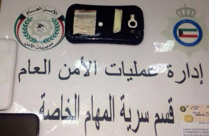 الهيروين المضبوط بحوزة المتهم﻿