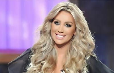 بالصور.. ابنة مايا دياب لأول مرة على الشاشة في الكريسماس