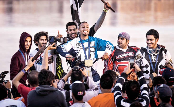 الفرق الفائزة﻿