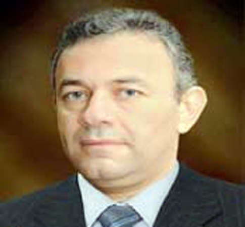 هشام لطفي﻿