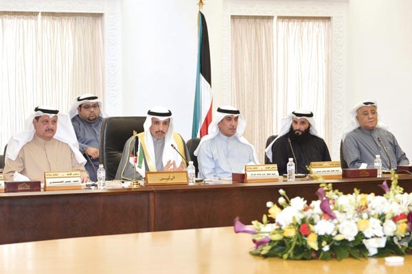رئيس مجلس الامة مرزوق الغانم مترئسا الاجتماع النيابي الحكومي لمناقشة تعديل قانون البلدية
