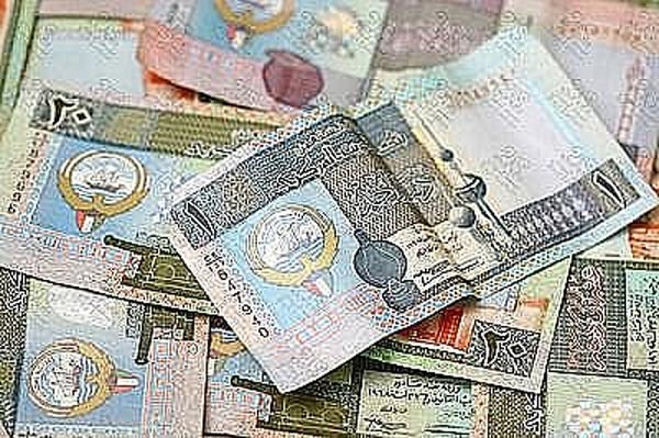 12600 دينار سرقها لصوص البنوك من مصري في أقل من 120 ثانية