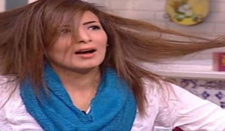 بالفيديو.. صفاء مغربي تبكي وتشد شعرها في أول ظهور لها بعد شائعة وفاتها