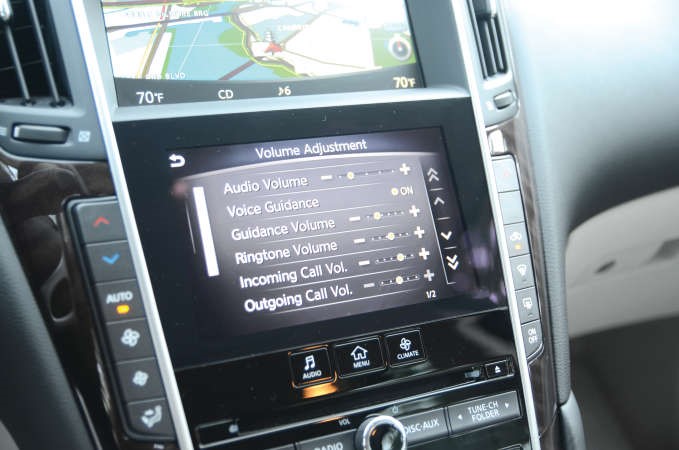 نظام الاتصال الجديد Infiniti InTouch™
