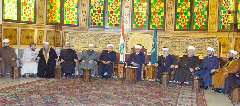 المفتي عبد اللطيف دريان مستقبلا وفد هيئة العلماء المسلمين محمود الطويل