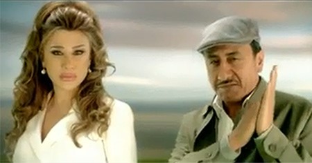 بالفيديو.. اعلان "اراب غوت تالنت" يفضح عملية تجميل لنجوى كرم