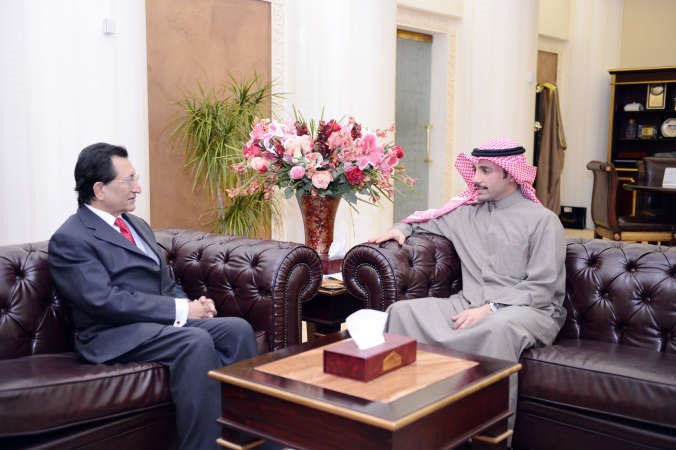 رئيس مجلس الامة مرزوق الغانم مع سفير باكستان﻿