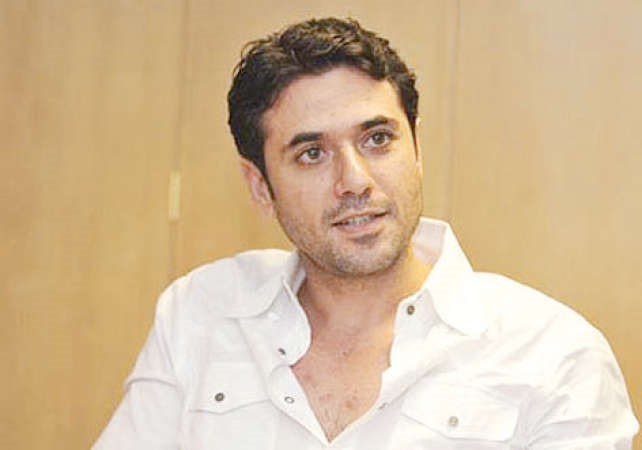 احمد عز