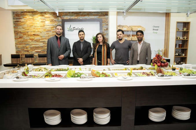 ترحيب بضيوف مطعم لاسلاد غورميه