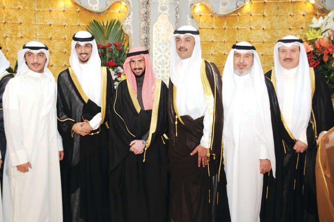 الشيخ دعيج الابراهيم ومحمد الحمد وبدر الكعمي وفيصل البصمان يباركون﻿