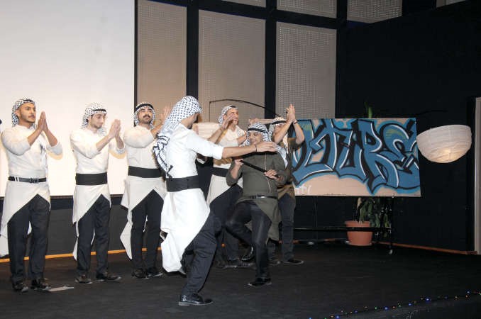 الدبكة الفلسطينية ﻿