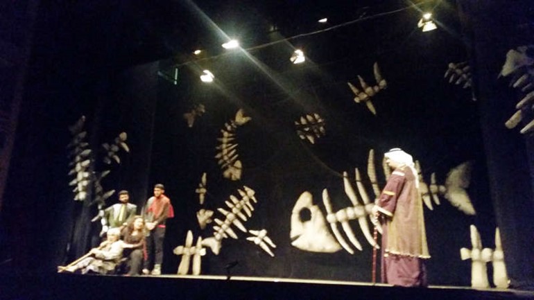 مشهد من مسرحية حرب النعل﻿