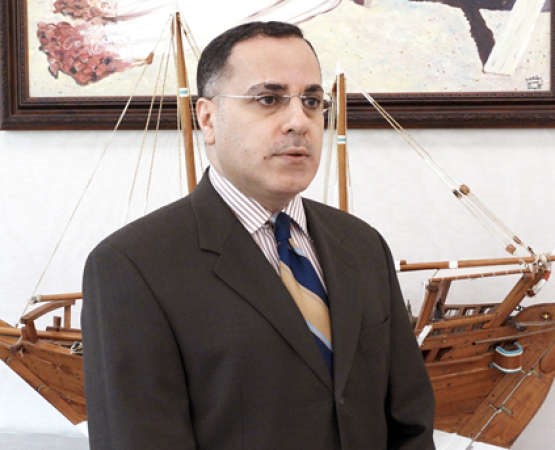  السفير جمال الغنيم ﻿