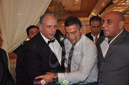 بالفيديو.. عمرو دياب يحيي حفل زفاف ابنة محمد عبدالوهاب