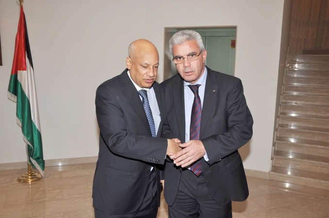 السفير المصري عبدالكريم سليمان معزيا السفير رامي طهبوب 