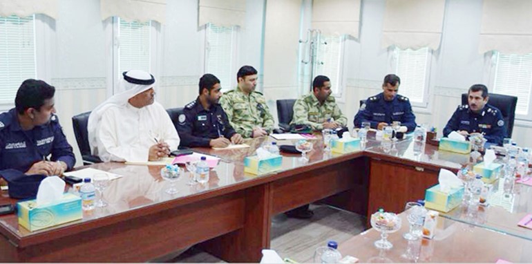 جانب من الاجتماع التمهيدي برئاسة العميد خالد المكراد