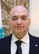 الان حكيم