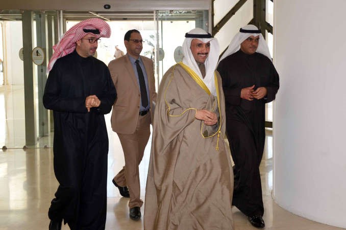 رئيس مجلس الامة مرزوق الغانم اثناء دخوله المجلس امس﻿