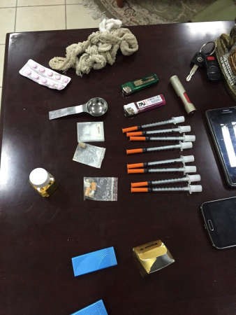 ابر واظرف هيروين وادوات تعاط ﻿