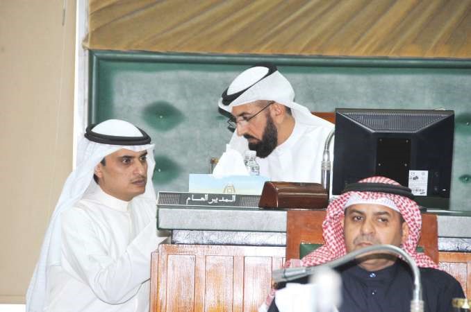 حوار بين معبدالله عمادي وم احمد المنفوحي