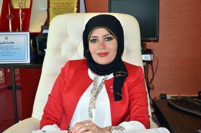 سارة المنصور 